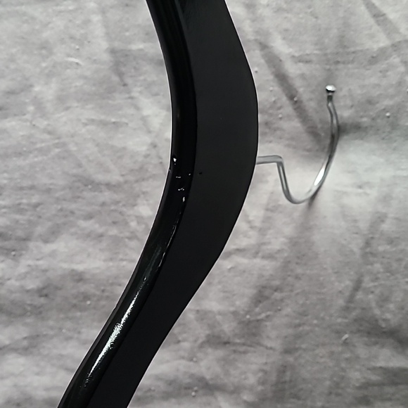 EUC Juicy Couture 2 hanger set - Picture 13 of 13